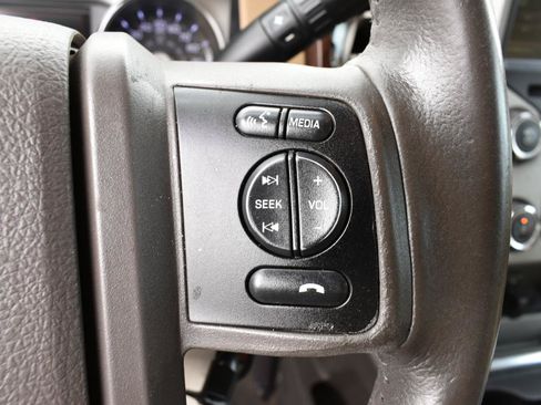 Used 2016 Ford F350 Lariat w/ Lariat Interior Package AWD/4WD image 16