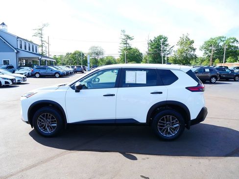 Used 2023 Nissan Rogue S AWD/4WD image 5