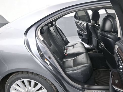Used 2017 Lexus LS 460 AWD w/ Comfort Package image 39