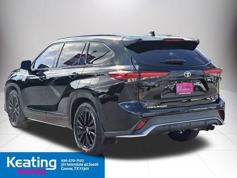 Used 2023 Toyota Highlander XSE FWD image 5
