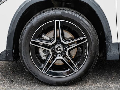 Certified 2022 Mercedes-Benz GLA 250 4MATIC image 9