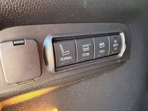 Used 2016 Ford Explorer Sport image 11