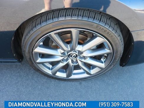 Used 2020 MAZDA MAZDA3 Hatchback FWD image 26