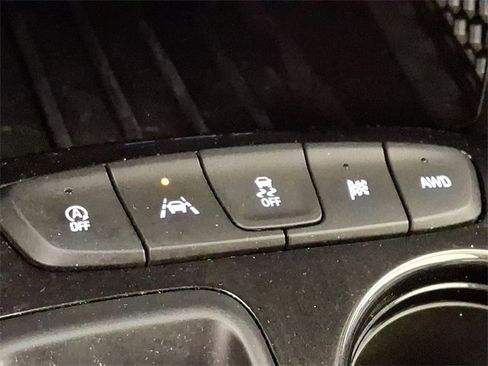 Used 2023 Chevrolet TrailBlazer LT image 23