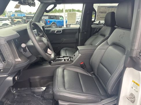 New 2026 Ford Bronco Big Bend w/ Black Diamond Package AWD/4WD image 16