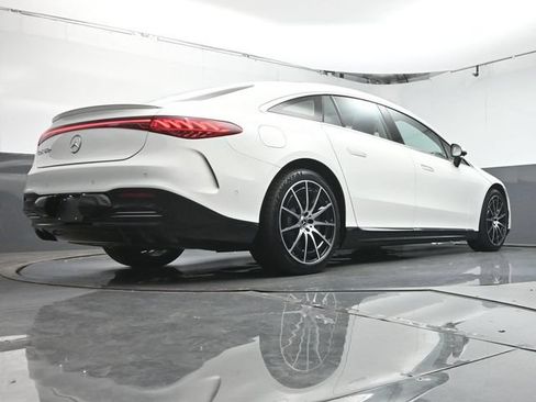 Certified 2022 Mercedes-Benz EQS 450+ Sedan image 38