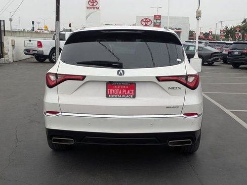 Used 2023 Acura MDX SH-AWD w/ Technology Package image 9