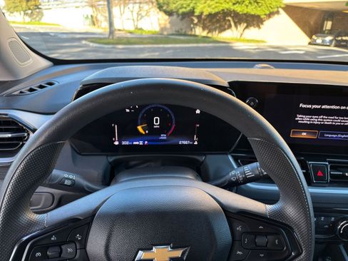 Used 2025 Chevrolet TrailBlazer LT image 28