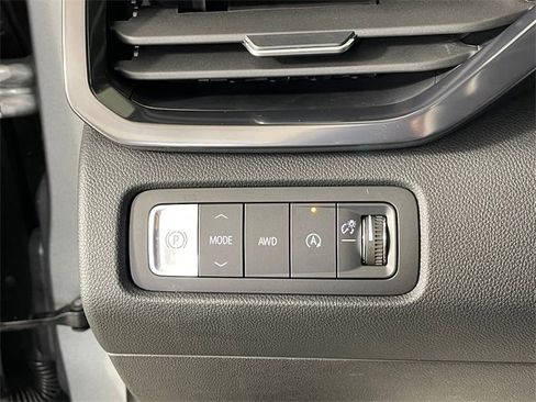 New 2026 GMC Acadia AT4 w/ Luxury Package image 9