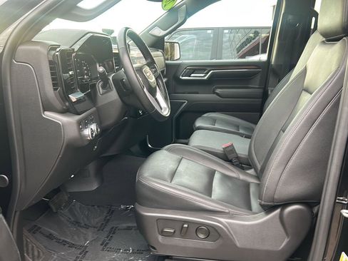 Used 2024 GMC Sierra 1500 SLT AWD/4WD image 11