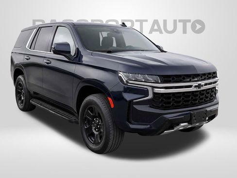 Used 2021 Chevrolet Tahoe 2WD w/ 1FL Safety Package image 2