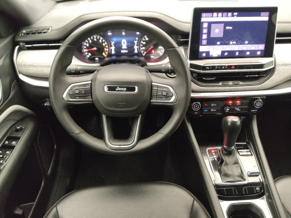 Used 2023 Jeep Compass Latitude AWD/4WD image 22