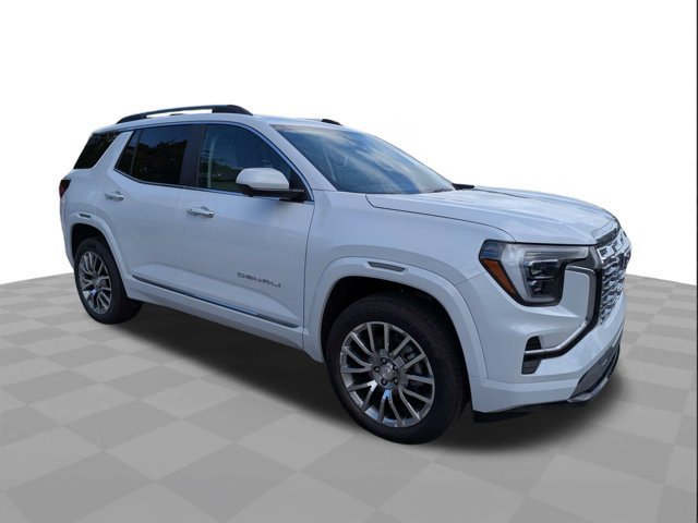New 2027 GMC Terrain Denali w/ LPO, Floor Liner Package AWD/4WD image 2