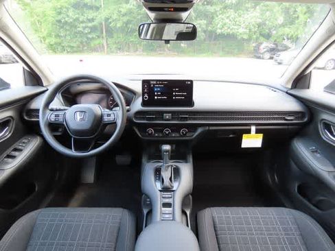 New 2026 Honda HR-V LX image 17