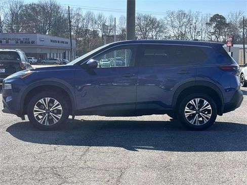 Used 2022 Nissan Rogue SV image 6