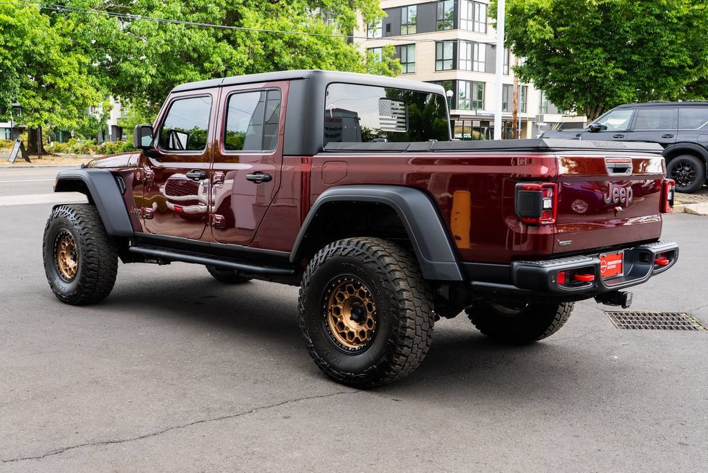Used 2021 Jeep Gladiator Rubicon AWD/4WD image 4