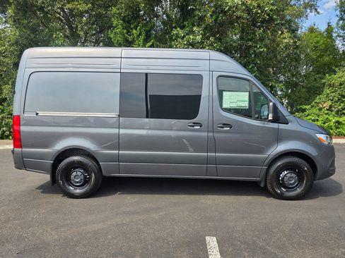 New 2026 Mercedes-Benz Sprinter 2500 image 7