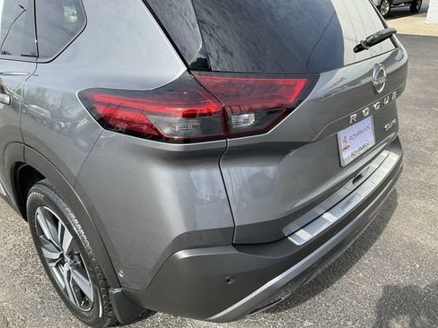Certified 2023 Nissan Rogue SL image 30