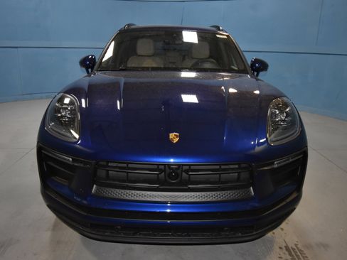 New 2026 Porsche Macan image 23