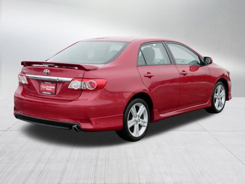 Used 2013 Toyota Corolla S image 7