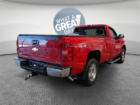 Used 2011 Chevrolet Silverado 1500 LT w/ Chrome Essentials Package image 3