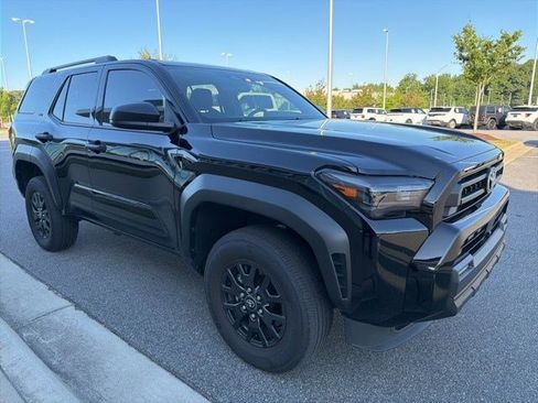 Used 2025 Toyota 4Runner SR5 RWD image 9