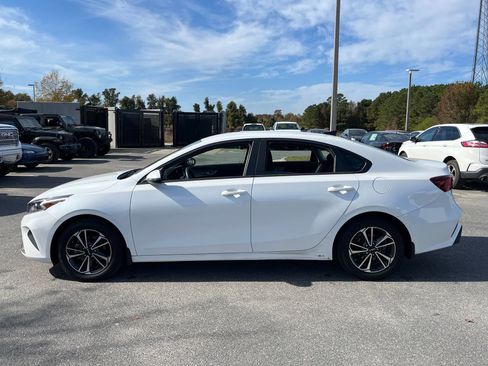 Used 2024 Kia Forte LXS w/ LXS Technology Package image 14
