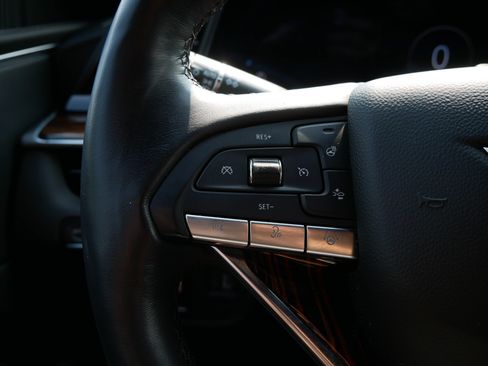 Used 2023 Cadillac Escalade ESV Premium Luxury w/ LPO, Radiant Package AWD/4WD image 28