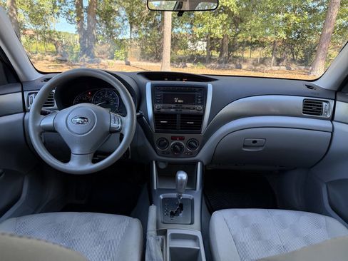 Used 2010 Subaru Forester 2.5X image 25