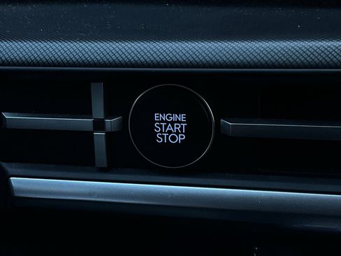 Used 2025 Hyundai Santa Fe SEL image 28