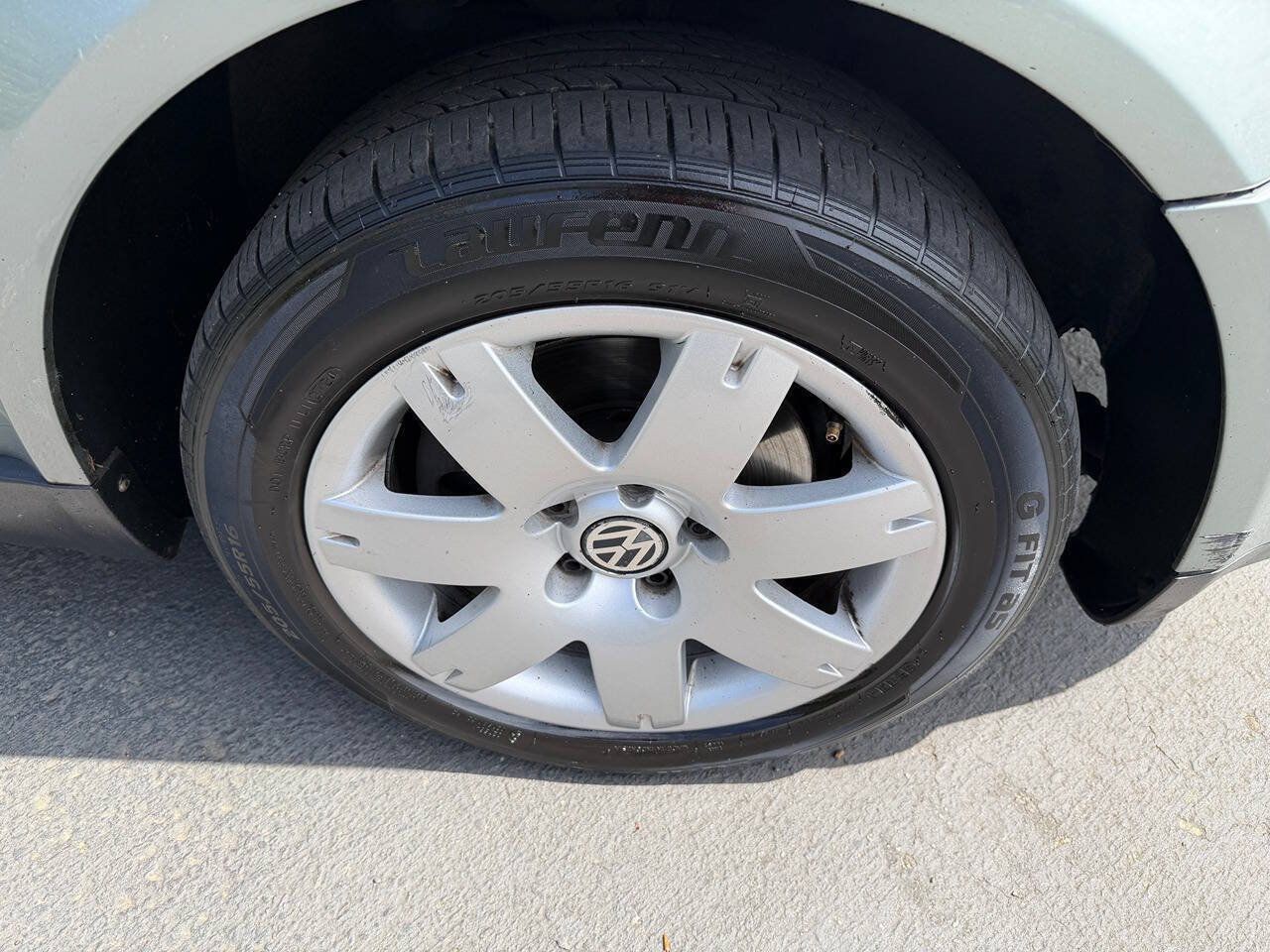 Used 2005 Volkswagen Passat GL FWD image 63