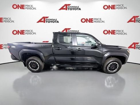 Certified 2024 Toyota Tacoma TRD Off-Road w/ TRD Off Road Upgrade Package AWD/4WD image 9