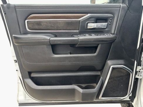 Used 2022 RAM 2500 Laramie image 23