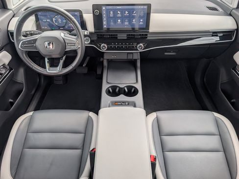 Used 2024 Honda Prologue Touring image 5