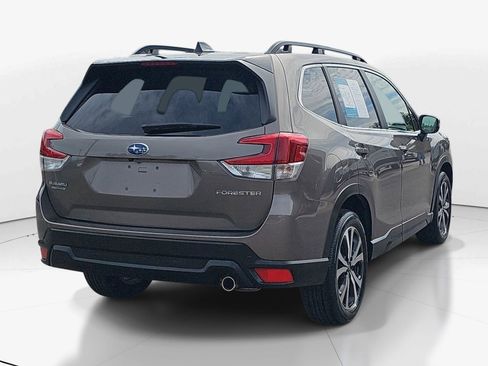 Used 2024 Subaru Forester Limited image 3