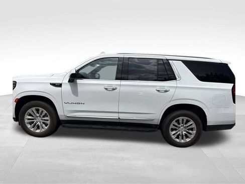 Used 2024 GMC Yukon SLT RWD image 10