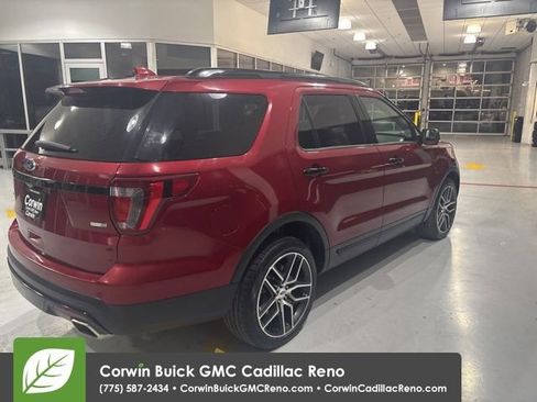 Used 2017 Ford Explorer Sport image 8
