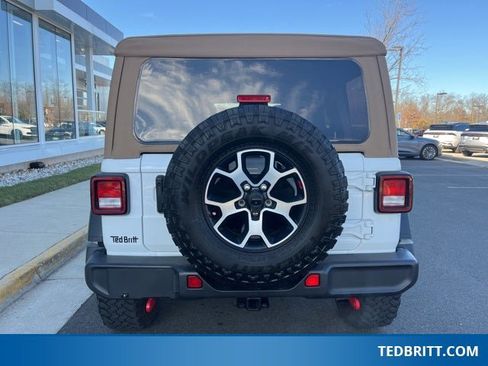 Used 2022 Jeep Wrangler Unlimited Rubicon w/ Cold Weather Group image 7