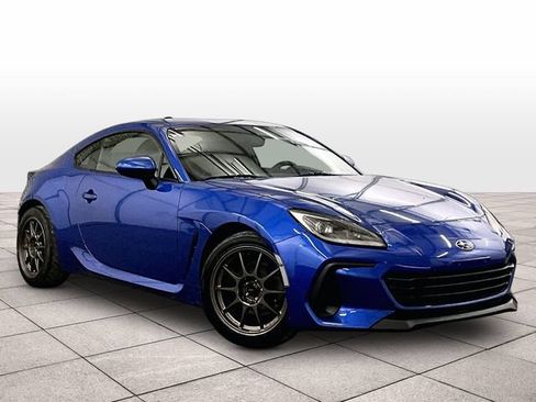 Used 2022 Subaru BRZ Limited RWD image 2