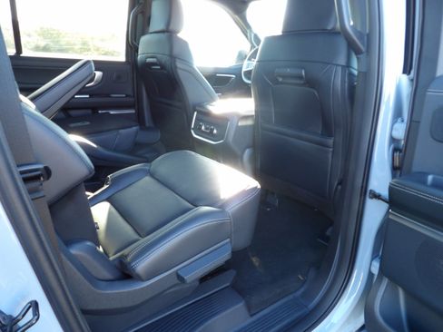 New 2025 Ford Expedition Max Platinum w/ Stealth Performance Package AWD/4WD image 24