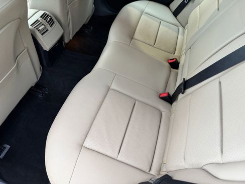 Used 2011 Mercedes-Benz E 350 Sedan image 76