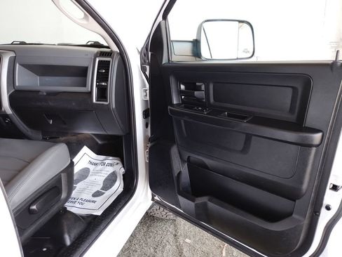 Used 2018 RAM 1500 Tradesman w/ Protection Group AWD/4WD image 10