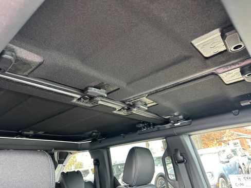 New 2025 Ford Bronco Big Bend image 14