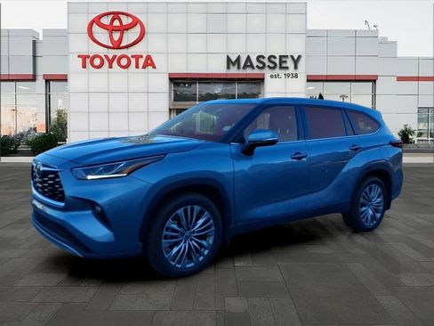Used 2022 Toyota Highlander Platinum image 7