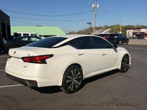 Used 2019 Nissan Altima 2.5 SR w/ SR Premium Package image 8