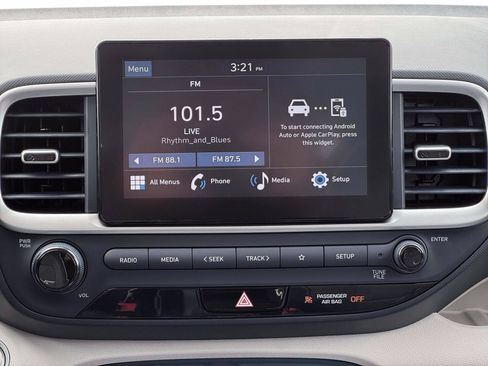 New 2026 Hyundai Venue SEL FWD image 19