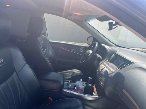Used 2013 INFINITI JX35 AWD w/ Premium Pkg image 19