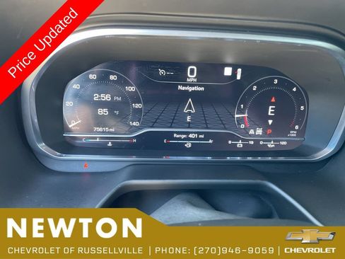 Used 2023 GMC Yukon XL SLT AWD/4WD image 18