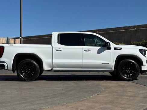Certified 2023 GMC Sierra 1500 Elevation w/ Preferred Package AWD/4WD image 3