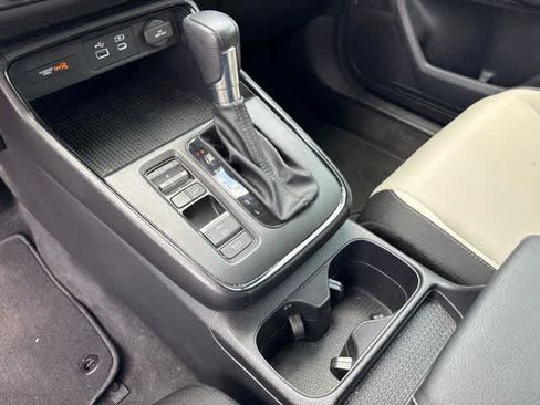 Used 2025 Honda CR-V EX image 19
